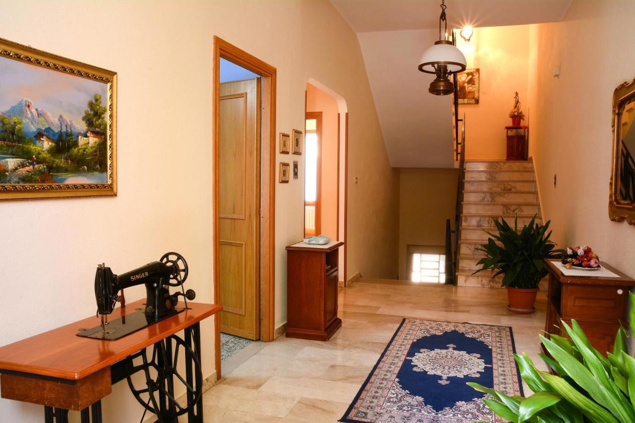 B&B La Genziana Fonni Exterior foto